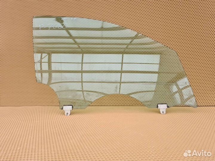 Стекло двери переднее правое Infiniti Ex Qx50 J50