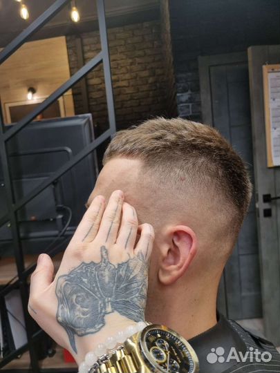 Барбер/Мужские стрижки/Парикмахер/Стилист
