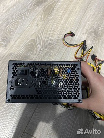 Xilence XP700R6 на 700W