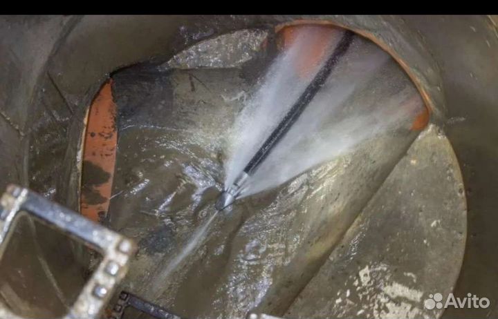 Прочистка канализации. Устранение засора