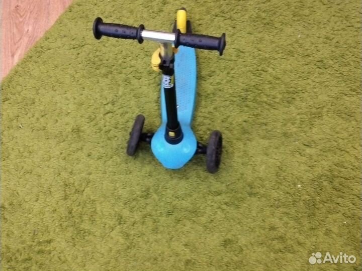 Самокат детский трехколесный бу