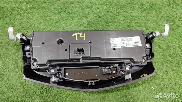 Панель управления отопителя Nissan Qashqai J11 20
