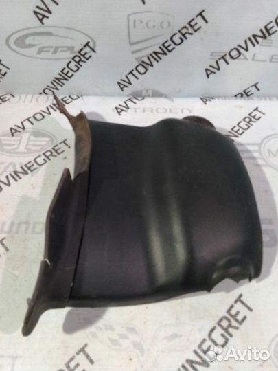 Кожух рулевой колонки Kia Ceed 1