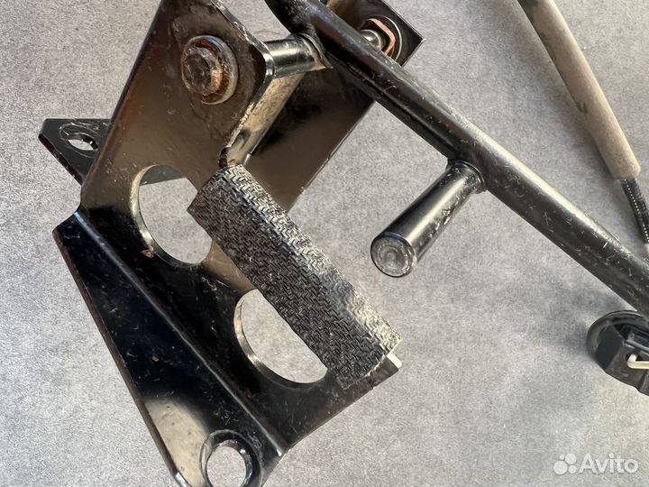 Педаль газа, тросик газ Audi a6/100 c4