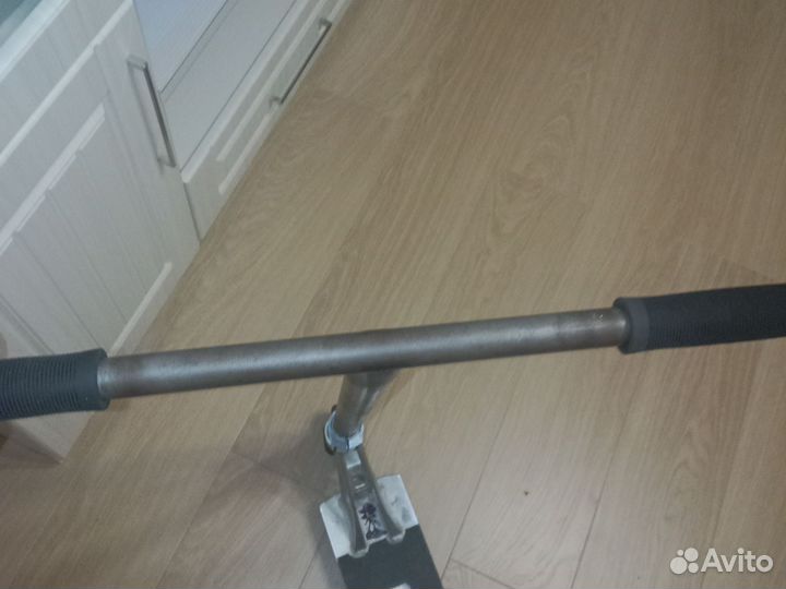 Руль на трюковой самокат