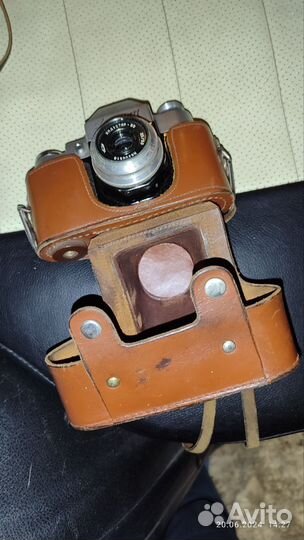 Пленочный фотоаппарат зенит