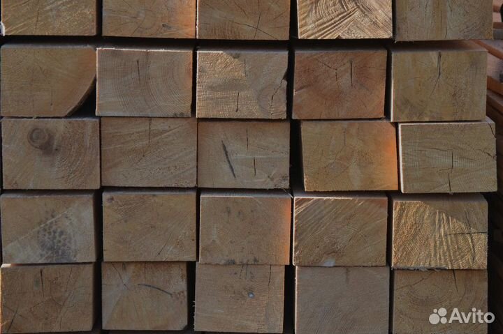 Частные постройки с лиственничным брусом