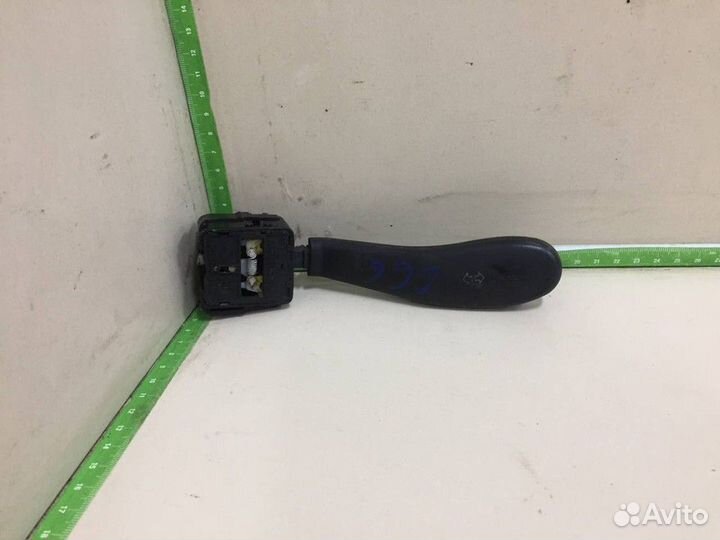 Переключатель поворотов подрулевой LADA Kalina