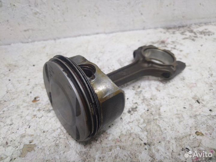 Поршень Opel Astra H Z18XER 2008