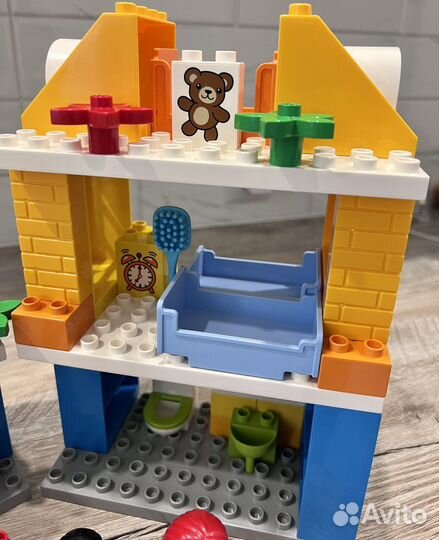 Конструктор Lego duplo Семейный дом 10835