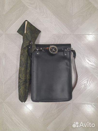 Планшет офицерский черный, укомплектованный