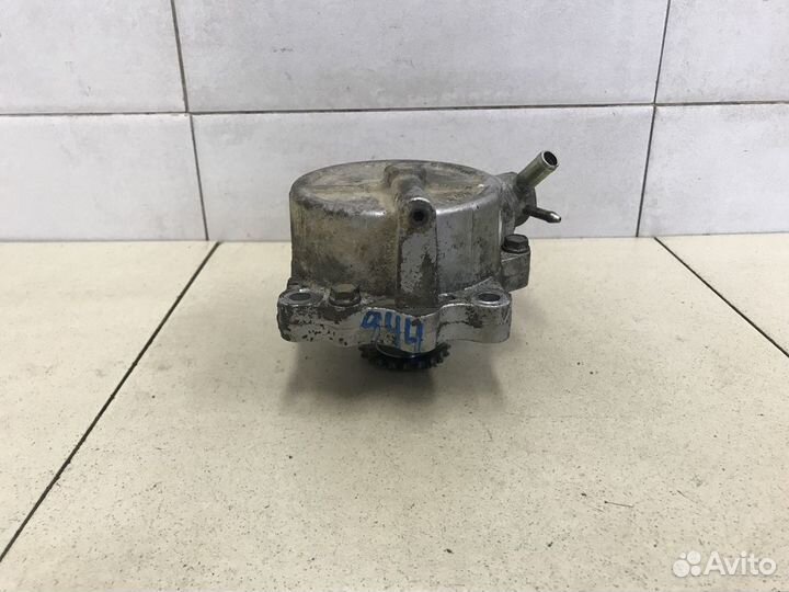 Насос вакуумный Almera Tino 2000-2006