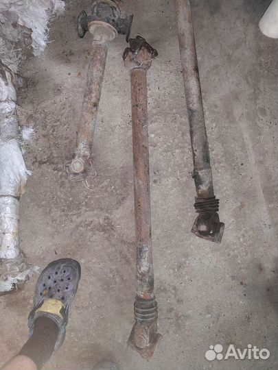 Карданный вал газ 21