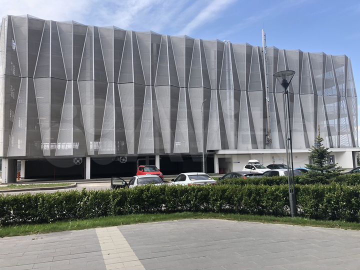 Машиноместо, 13 м²