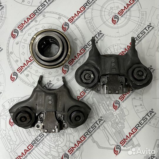 Муфта сцепления с вилками и выжимным (602 0012 00)