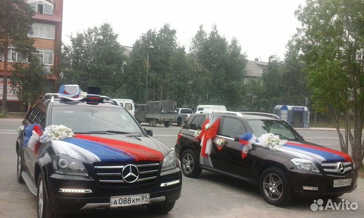 Украшения на свадебные машины