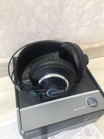 AKG K240 MK II