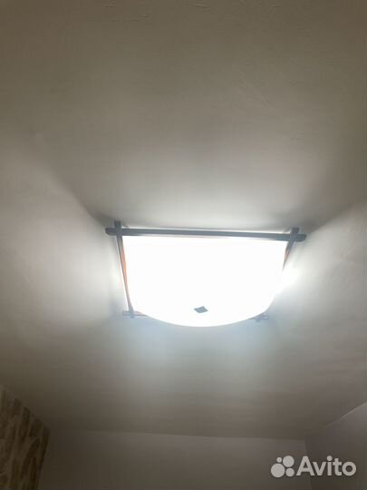 Светильник потолочный
