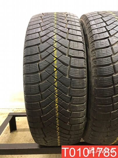 Pirelli Ice Zero FR 235/55 R19 105H