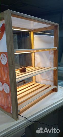 Кондитерская витрина под выпечку закаленное стекло