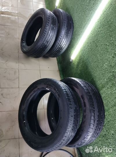 Bridgestone Dueler H/T 843 215/65 R17 96H