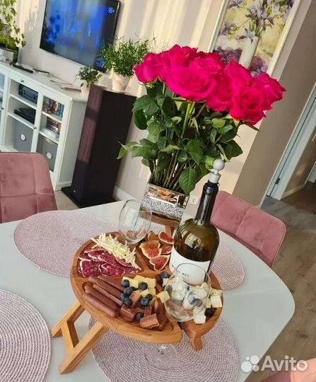 Винный столик