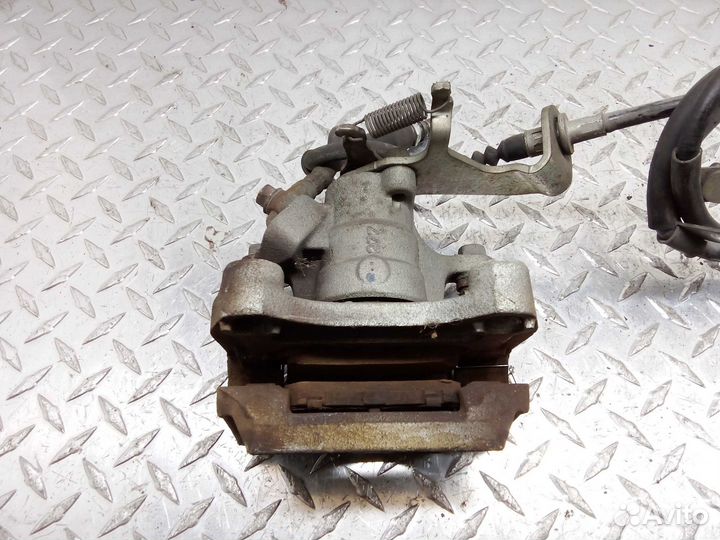 Суппорт задний левый Mazda CX-5 KE