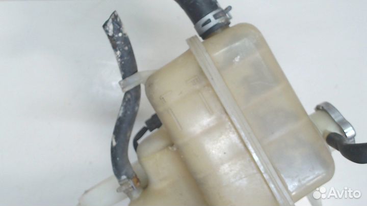 Бачок расширительный Mazda Tribute, 2004