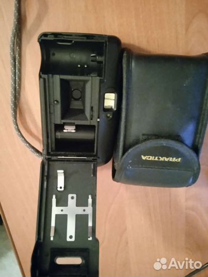 Пленочный фотоаппарат