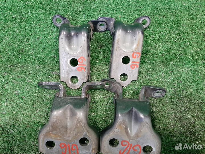 Петли дверей комплект Subaru Impreza GE/GH 2008