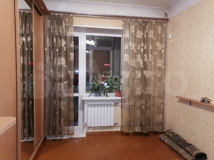 3-к. квартира, 55 м², 2/4 эт.