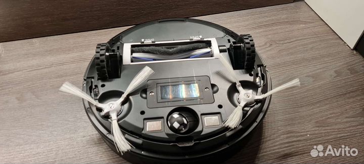 Робот пылесос