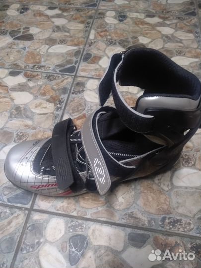 Продам ботинки для лыжероллеров