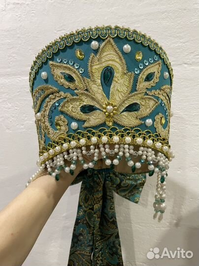 Кокошник ручной работы, женский