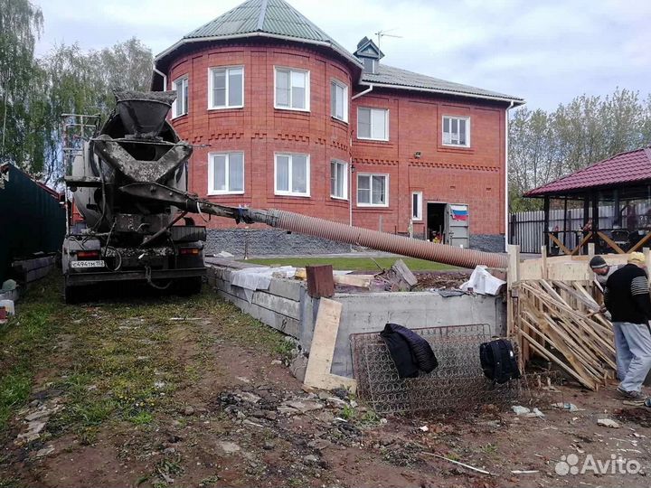 Доставка бетона миксером бетононасос