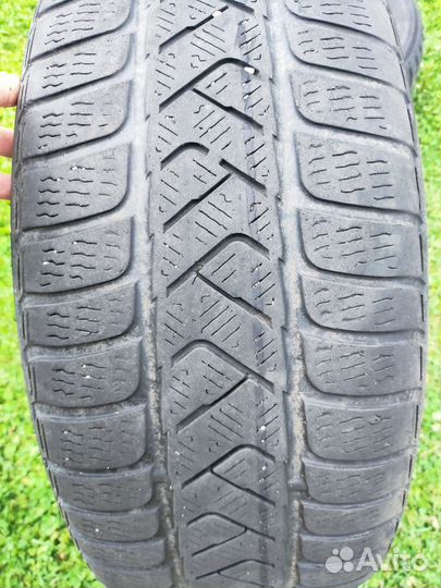 Pirelli Sottozero Winter 240 215/55 R17