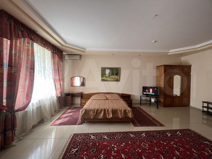 1-к. квартира, 60 м², 1/9 эт.