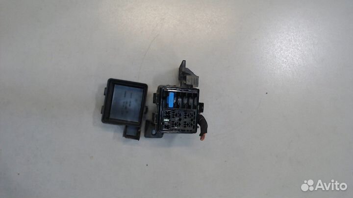 Блок предохранителей Renault Megane 3 2009, 2010