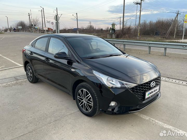 Hyundai Solaris 1.6 AT, 2022, 52 000 км