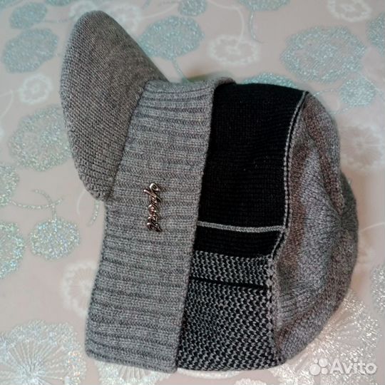 Мужская зимняя шапка вязаная