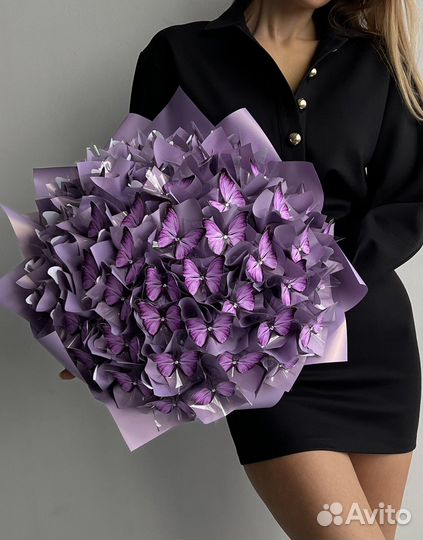 Букет из бабочек с подсветкой