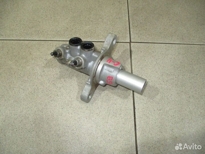 Цилиндр тормозной главный Citroen C4