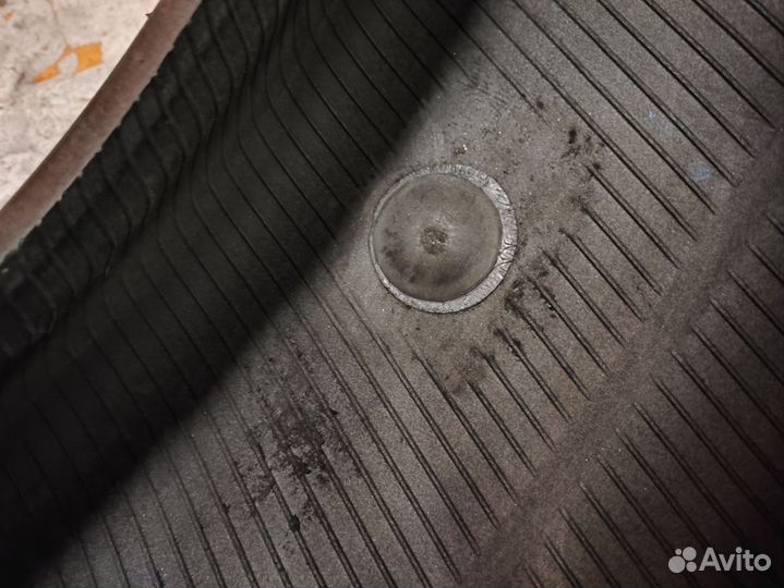 Bridgestone Dueler H/P 275/40 R20 и 315/35 R20 110Y