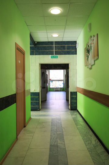 Комната 35 м², 1/4 эт.