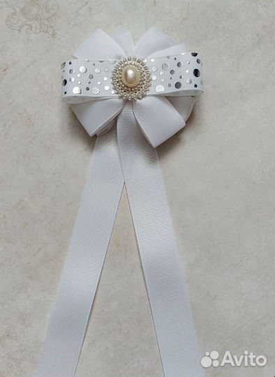 Бант на заколке