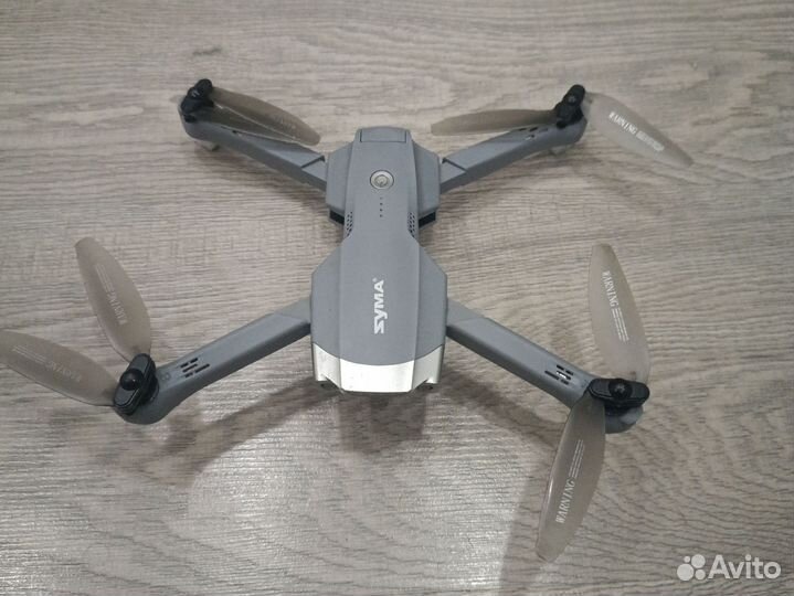 Квадрокоптер syma x30 с двумя камерами