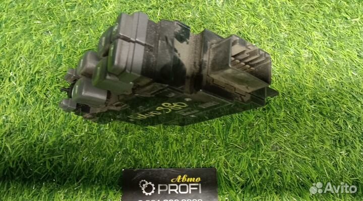 В наличии:Блок управлен стеклоподъемника Volvo S80