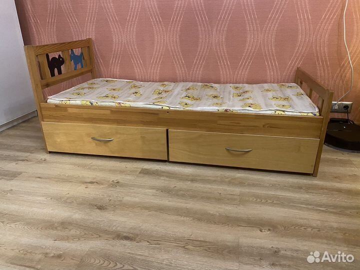 Кровать детская