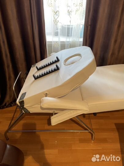 Кушетка косметологическая