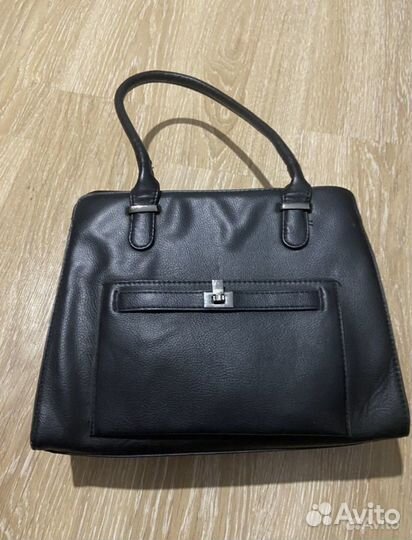 Большой пакет с вещами